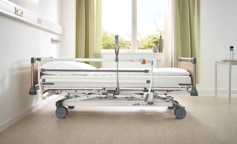 Evario hospital bed 3 quarter rails