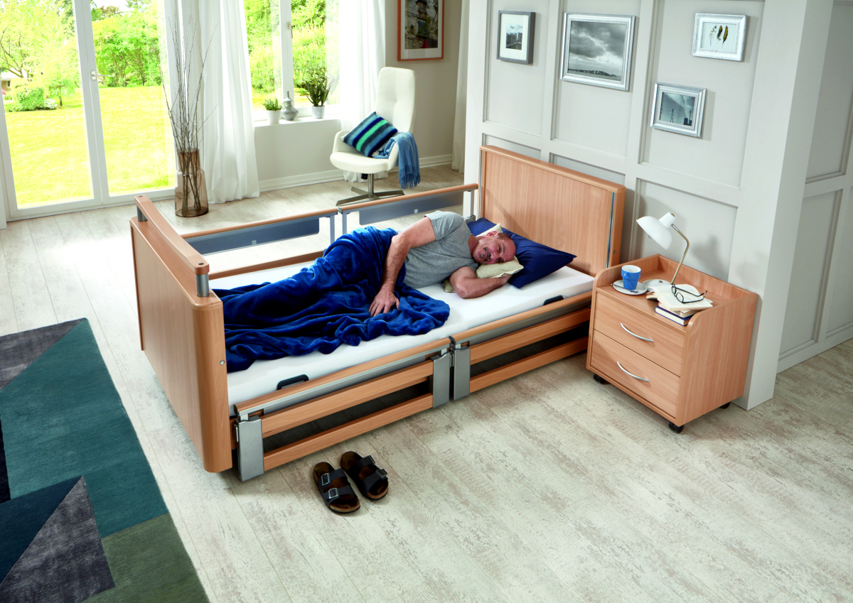 Inovia II Care Bed