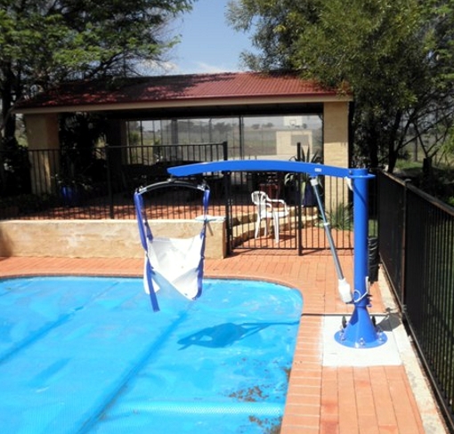 Pelican Pool and Spa Hoist