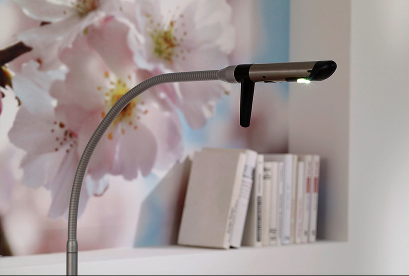 Mattress clamp handles